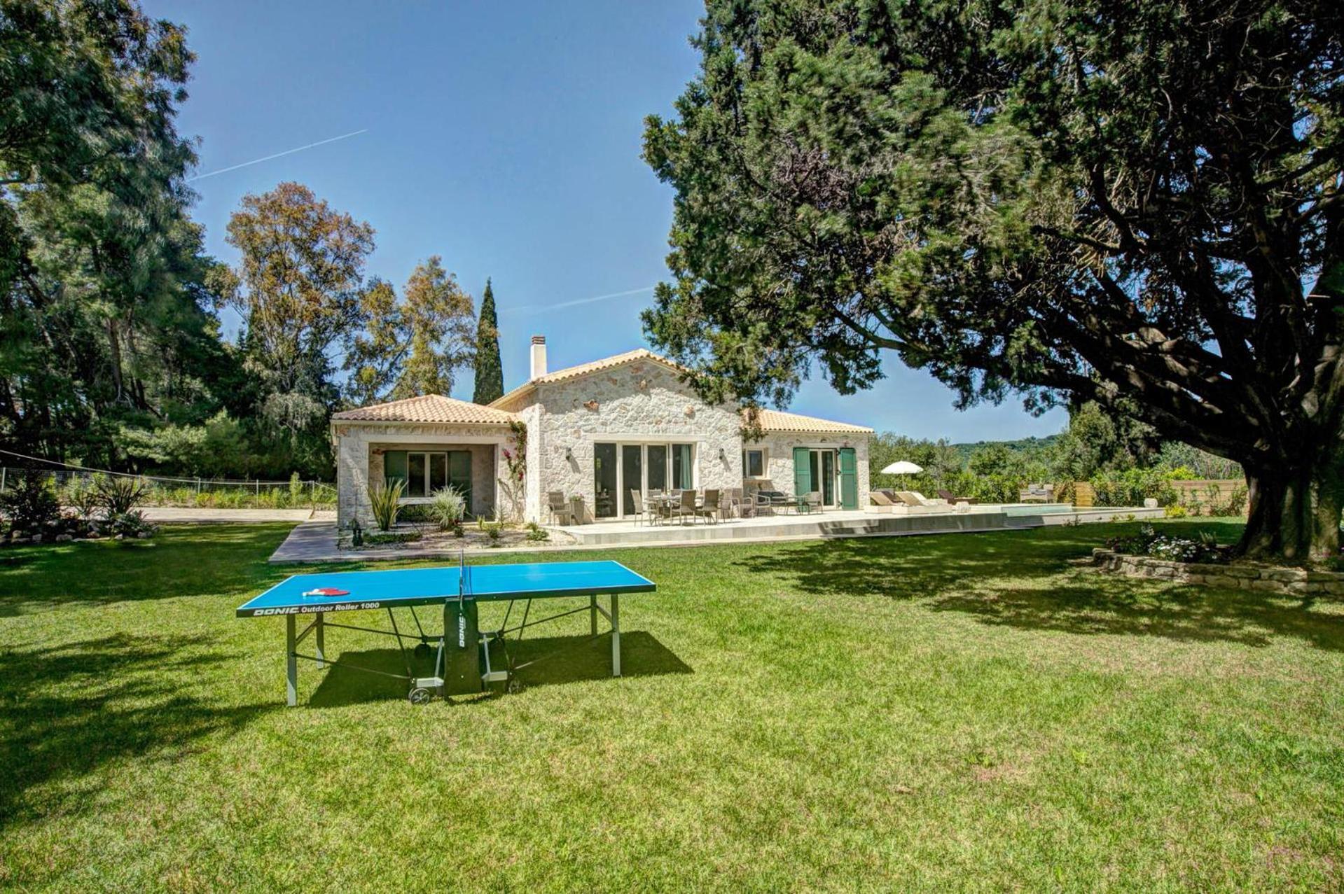 Astarte Villas - Laalu Private Villa With Pool Koukounariá Eksteriør bilde